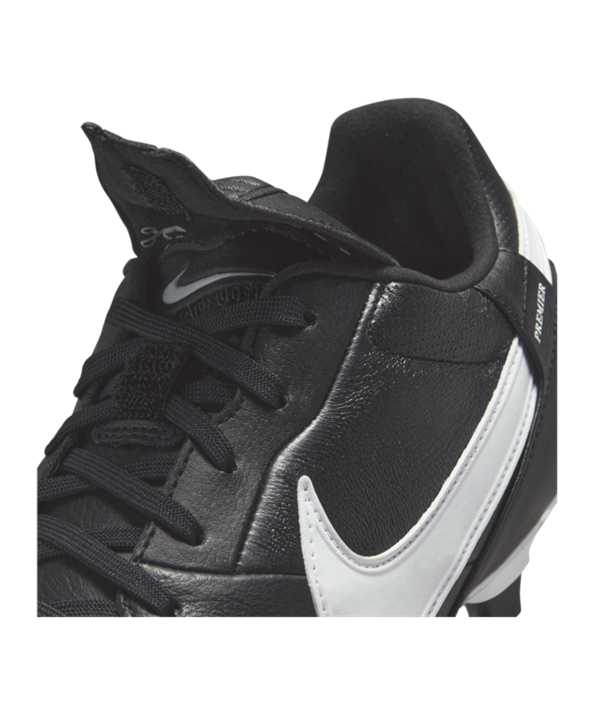 Nike Premier III FG – Negro Blanco F010