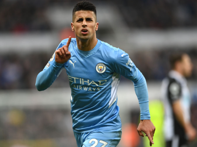 Cancelo tuvo un buen desempeño la temporada pasada y el Barcelona está impulsando plenamente las negociaciones de transferencia